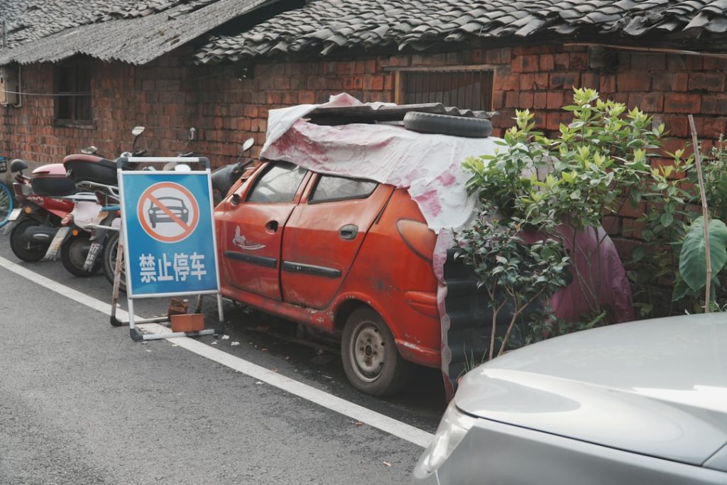 Photo automotive repair shop advertising