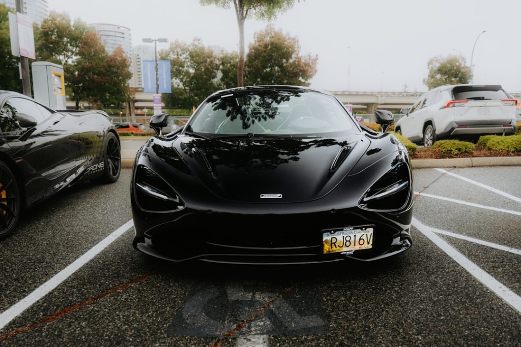 Photo auto dealership marketing