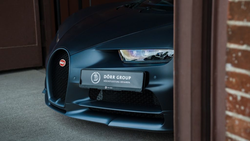 Photo car dealer marketing agency