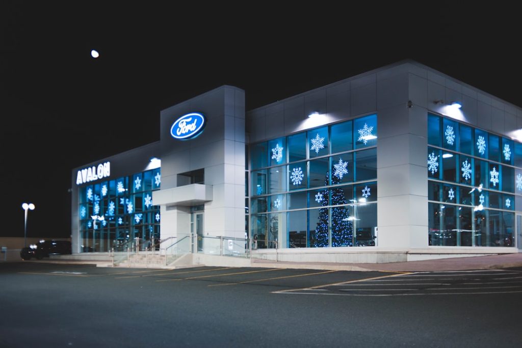 Photo automotive dealer marketing agency